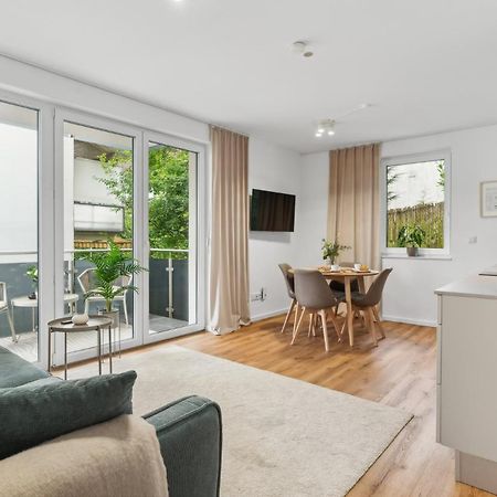 Deluxe Apartment In Bielefeld City Mit Parkplatz Und Balkon المظهر الخارجي الصورة