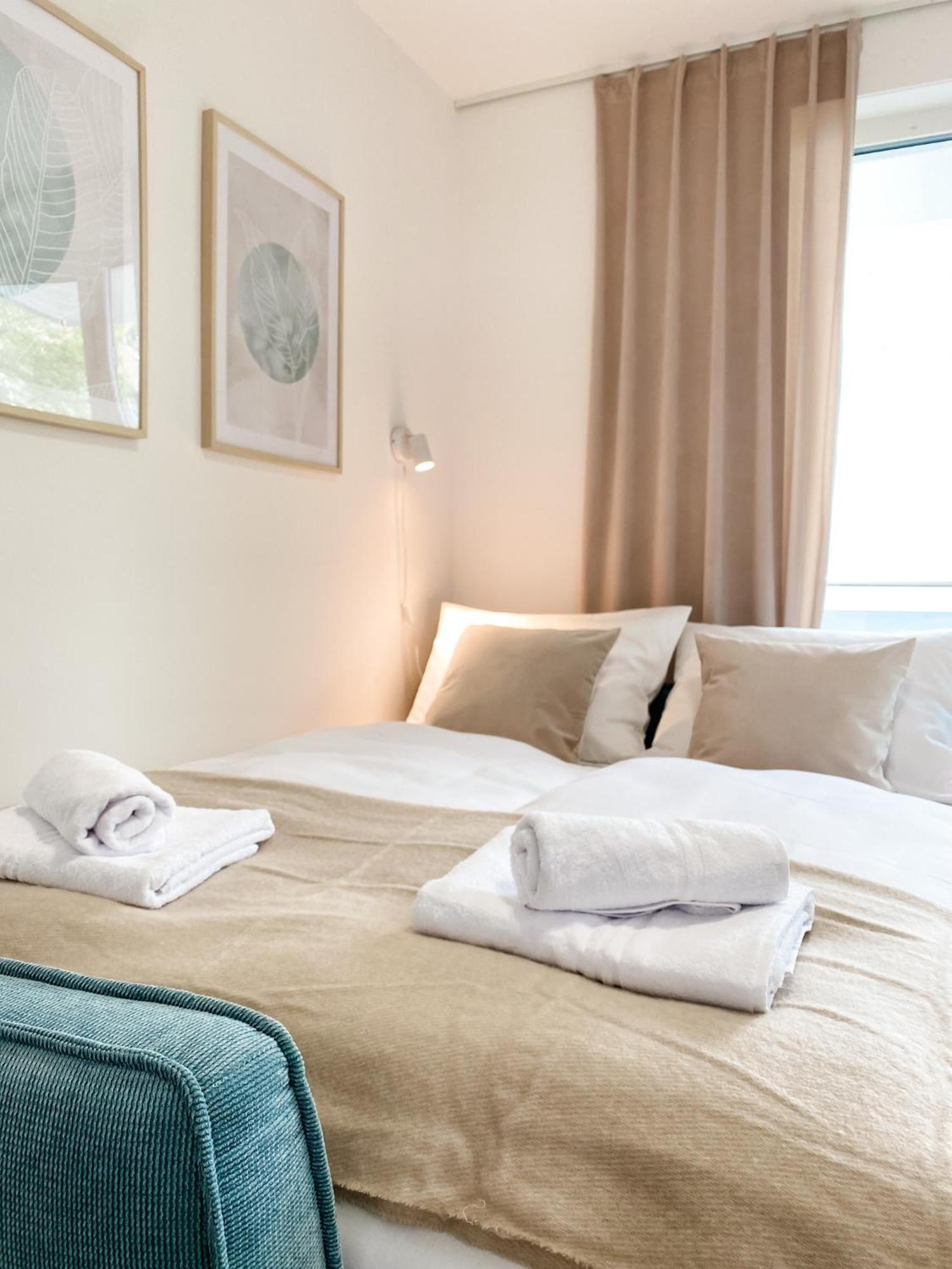 Deluxe Apartment In Bielefeld City Mit Parkplatz Und Balkon المظهر الخارجي الصورة